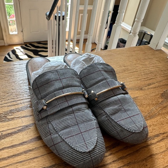 A new day loafers - Picture 4 of 4